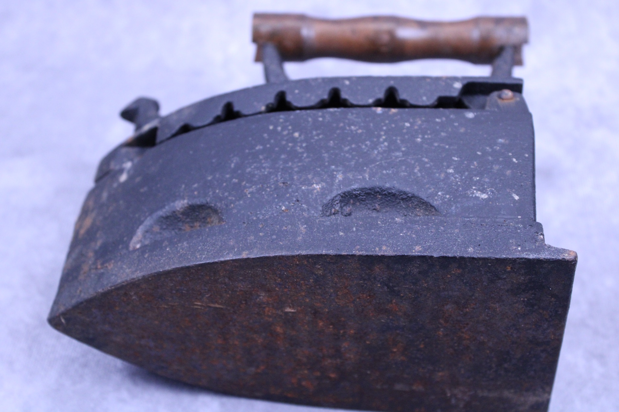 Soleplate of the vintage cast iron box iron